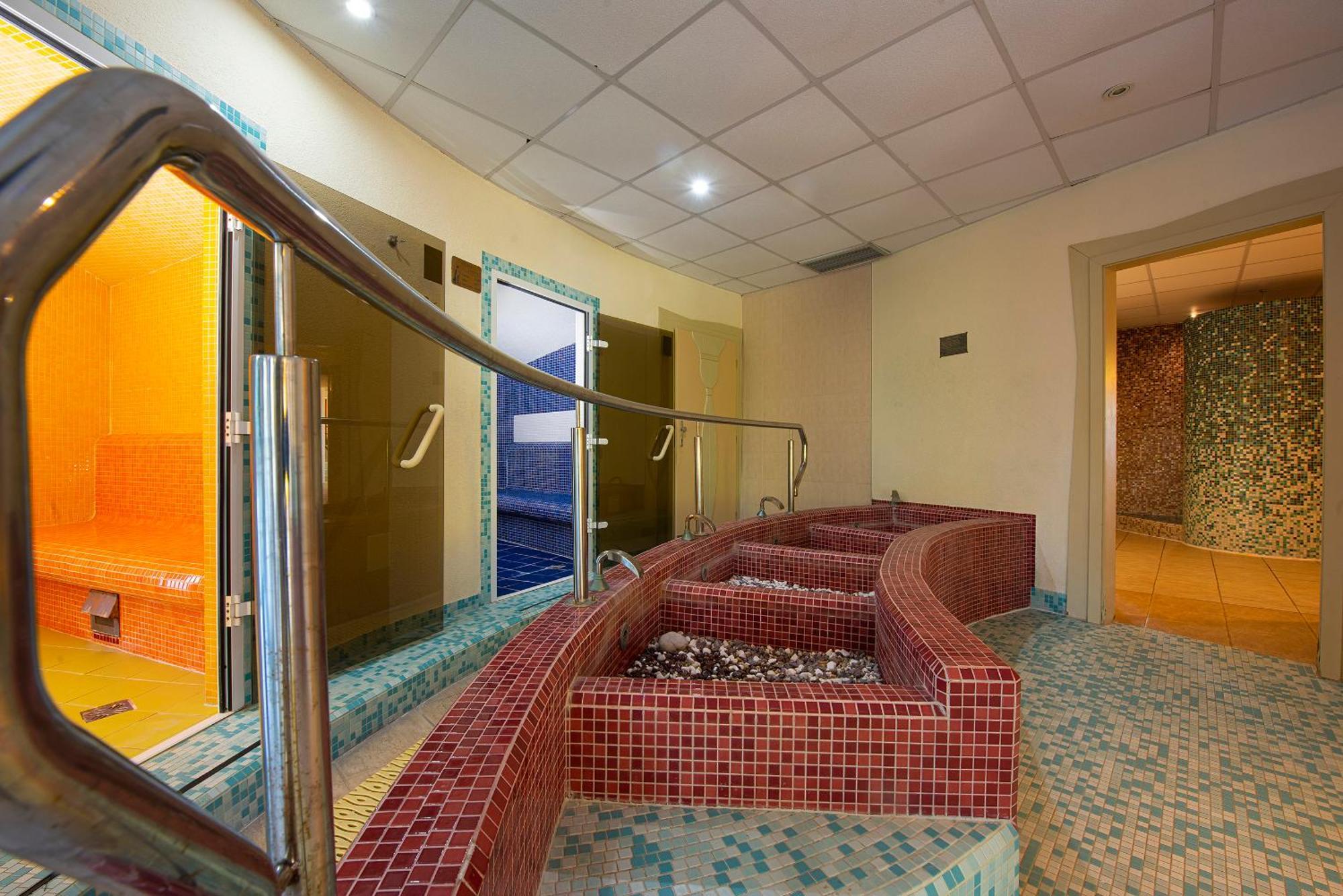 President Hotel Montfort Ždiar Eksteriør billede
